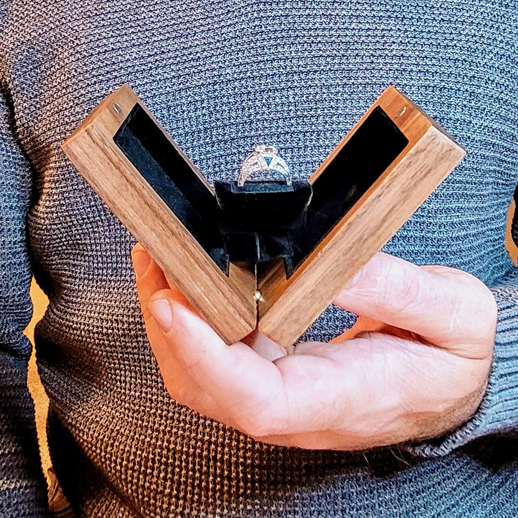 Rotating Wooden Slim Ring Box